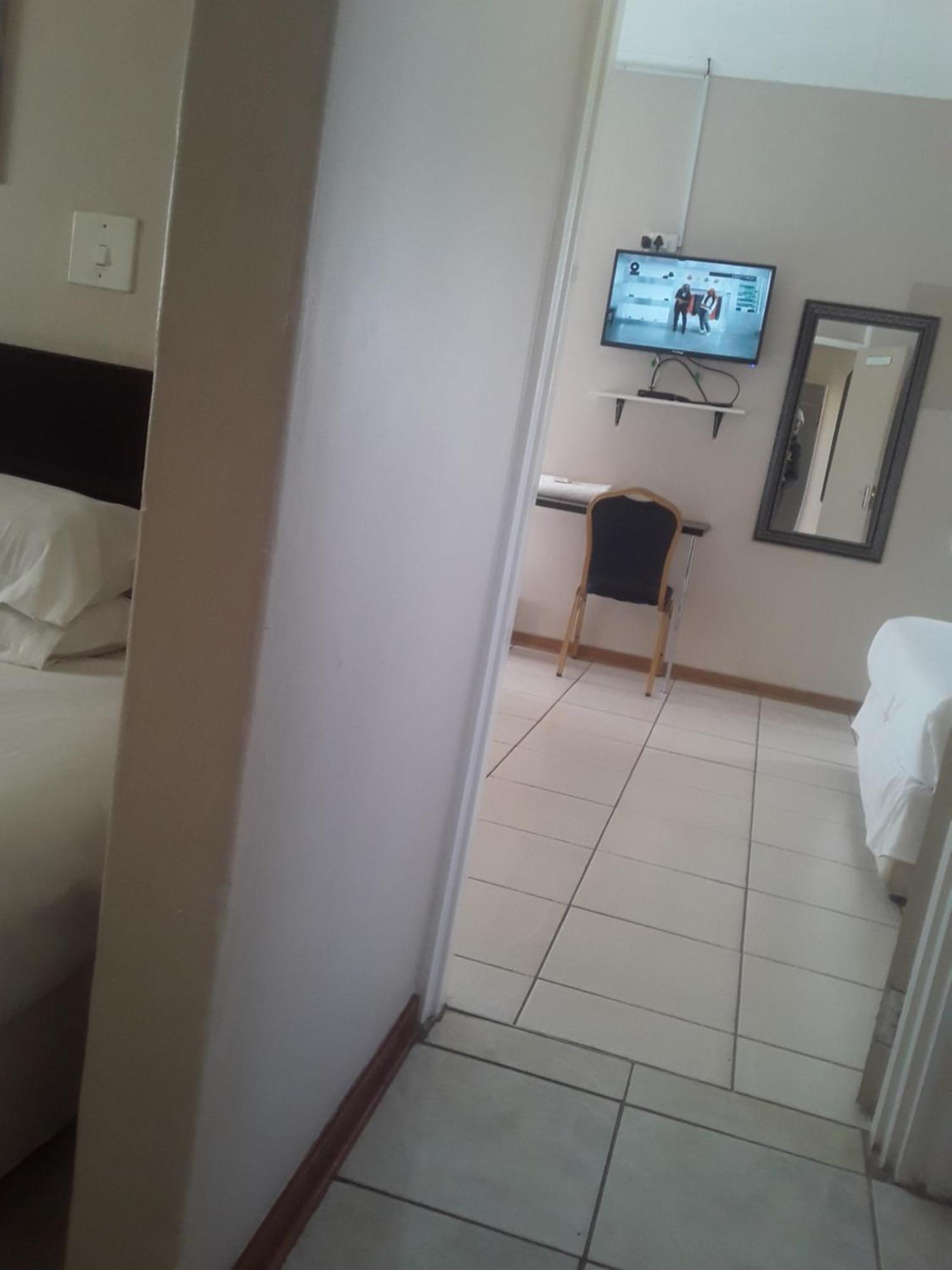 Vuya Nathi Bed And Breakfast マンジニ エクステリア 写真
