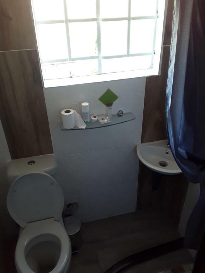 Vuya Nathi Bed And Breakfast マンジニ エクステリア 写真